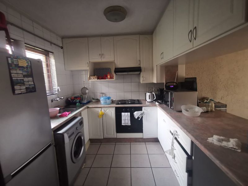 Duplex unit - Photo 3