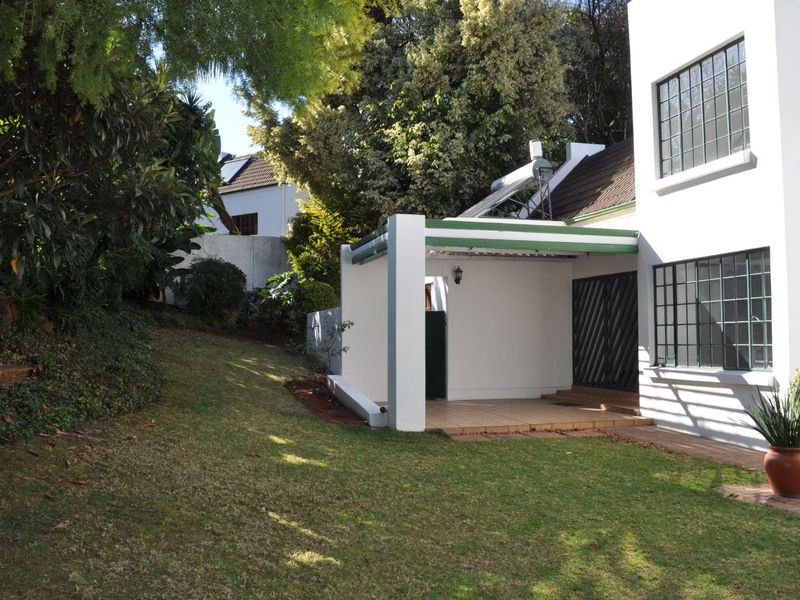 BEAUTIFUL DUPLEX FOR SALE IN FAERIE GLEN - Photo 2