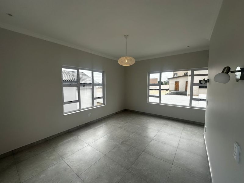 Beautiful House For Sale - Swakopmund - Photo 10