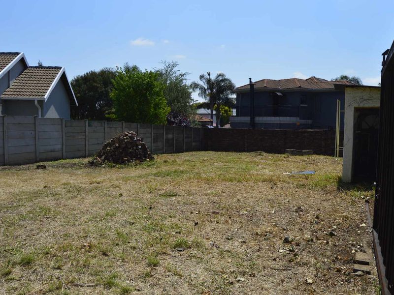 Vacant Stand for Sale – Pomona’s Hidden Gem - Photo 4