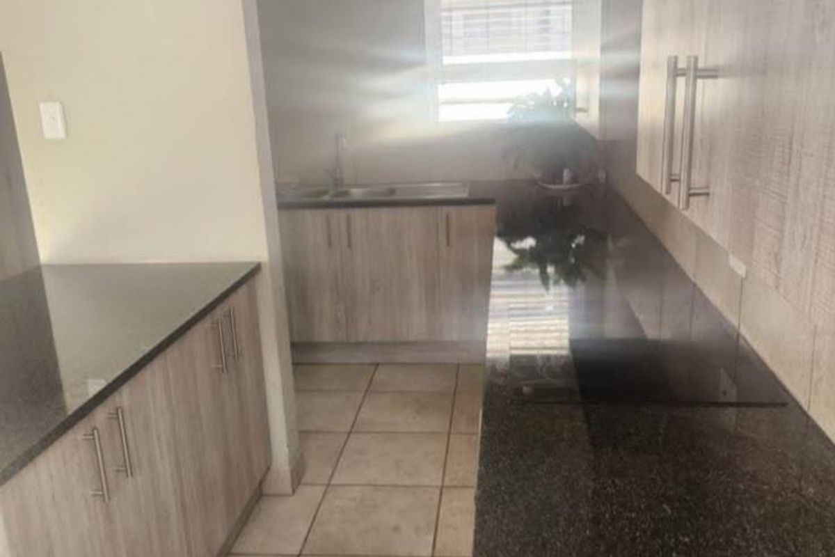 3 Bedroom House for Rent - Photo 4