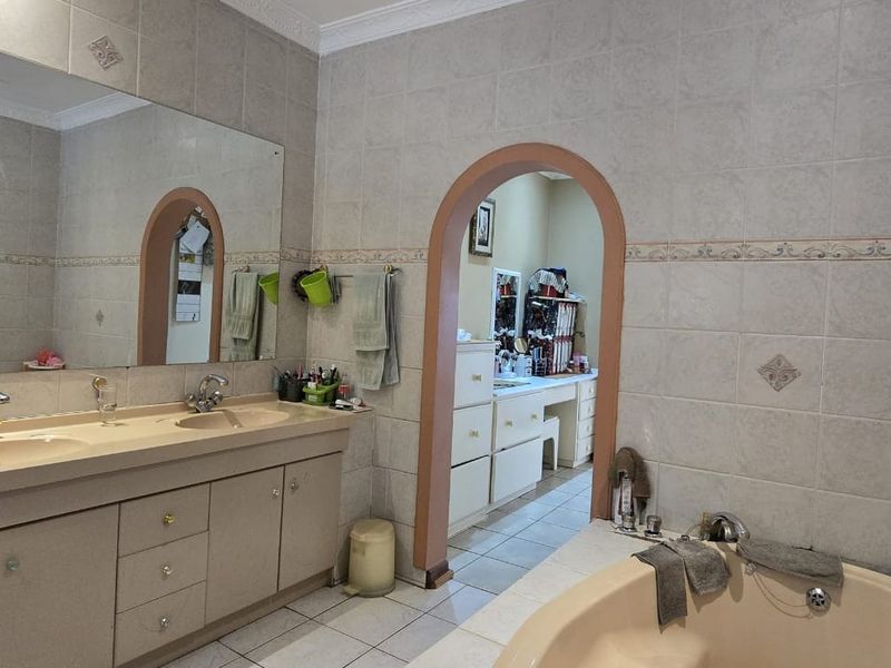 6 Bedroom house for sale in Amandasig - Photo 9