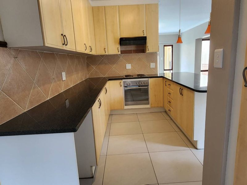 Modern Revamp simplex in boardwalk Meander. Ideal for lock up and go available 1 August 2026 - Photo 7