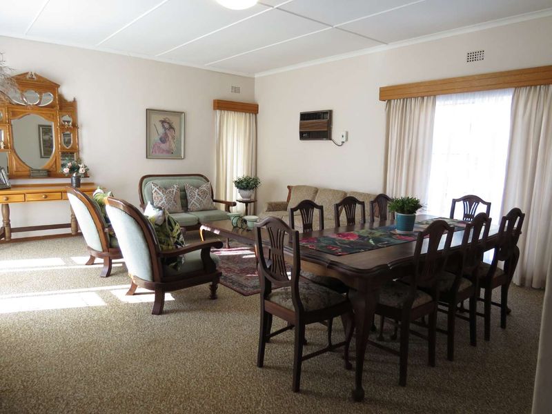 Stunning 4-Bedroom Upmarket Home for Sale in Kakamas – Style, Space & Elegance! - Photo 9