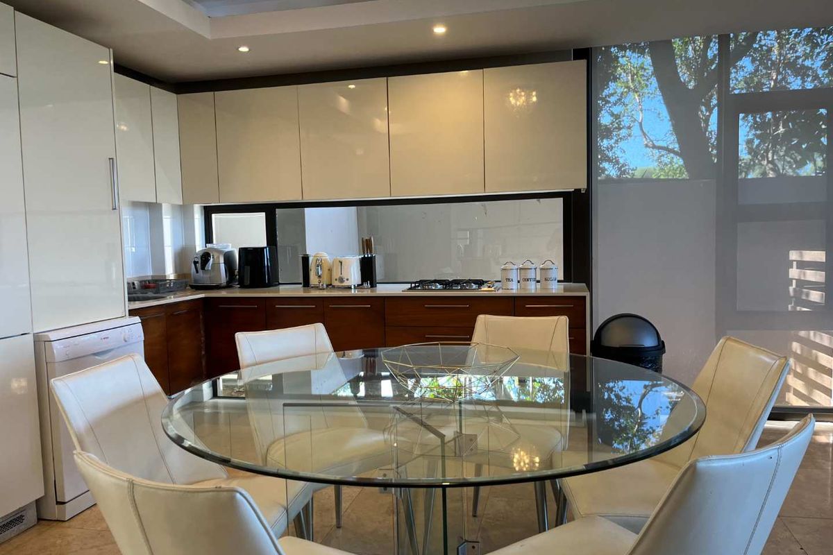 Secure your place in one of South Africa’s most sought-after estates — where luxury, privacy, and lifestyle meet. - Photo 4