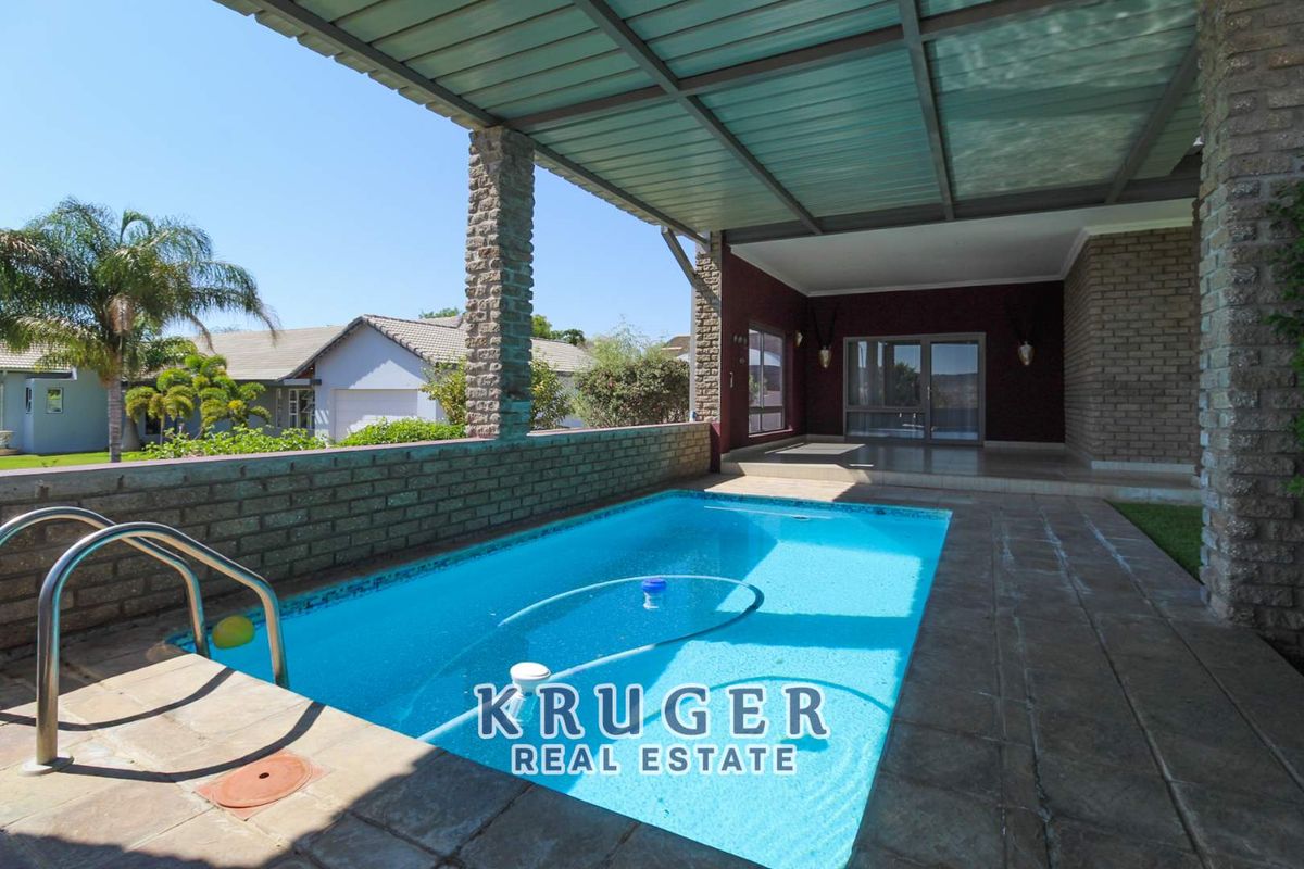 🏡 Exclusive Modern Home for Sale - Photo 3