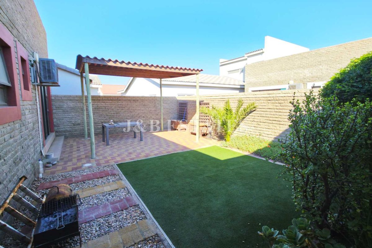 Ideal House For Investors/First-Time Buyers - Photo 2