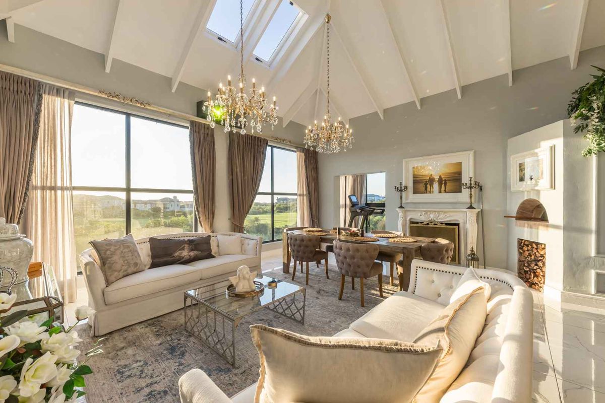 Experience sophistication and elegance - Photo 3