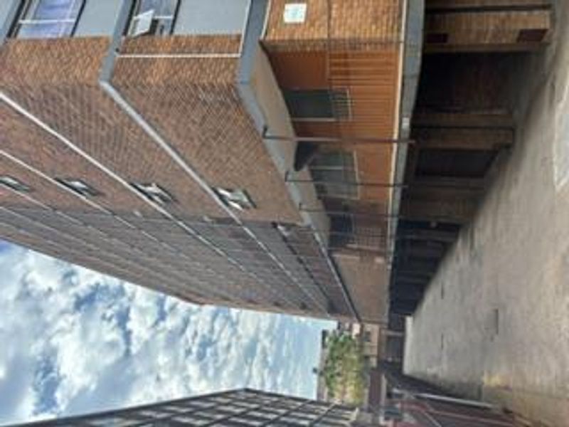 This 1 bedroom apartment can be yours! - Photo 8