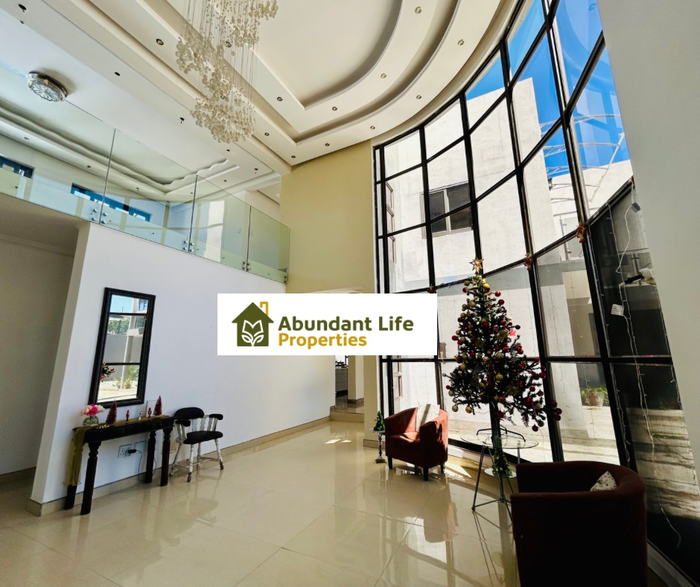 Property #2435031, House For Sale in Auasblick