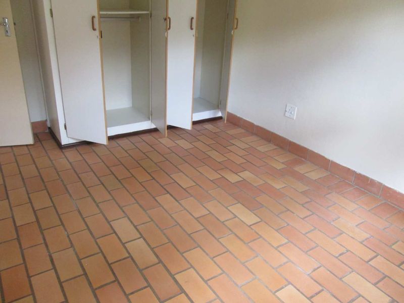 3 BEDROOM TOWNHOUSE TO RENT IN ANNLIN - Photo 9