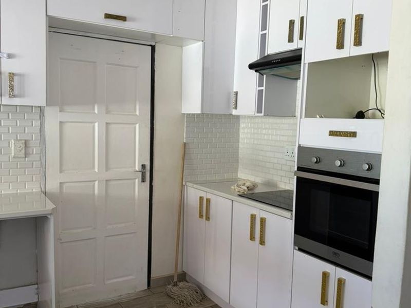 3 Bedroom House for Sale - Photo 10