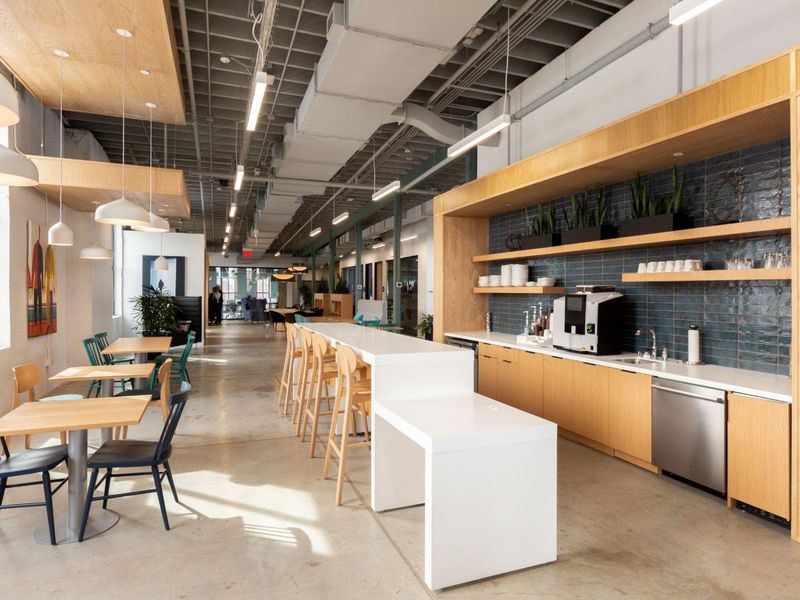 Professional office space in Spaces Century City on fully flexible terms - Photo 6