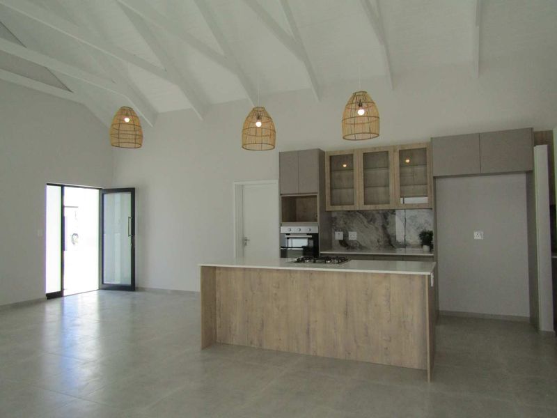 Newly Build, Modern Finishes with Coastal Living - Photo 10