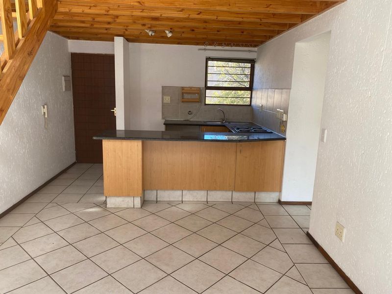 Stylish Loft Living in the Heart of Lonehill – Sibaya Sands - Photo 6