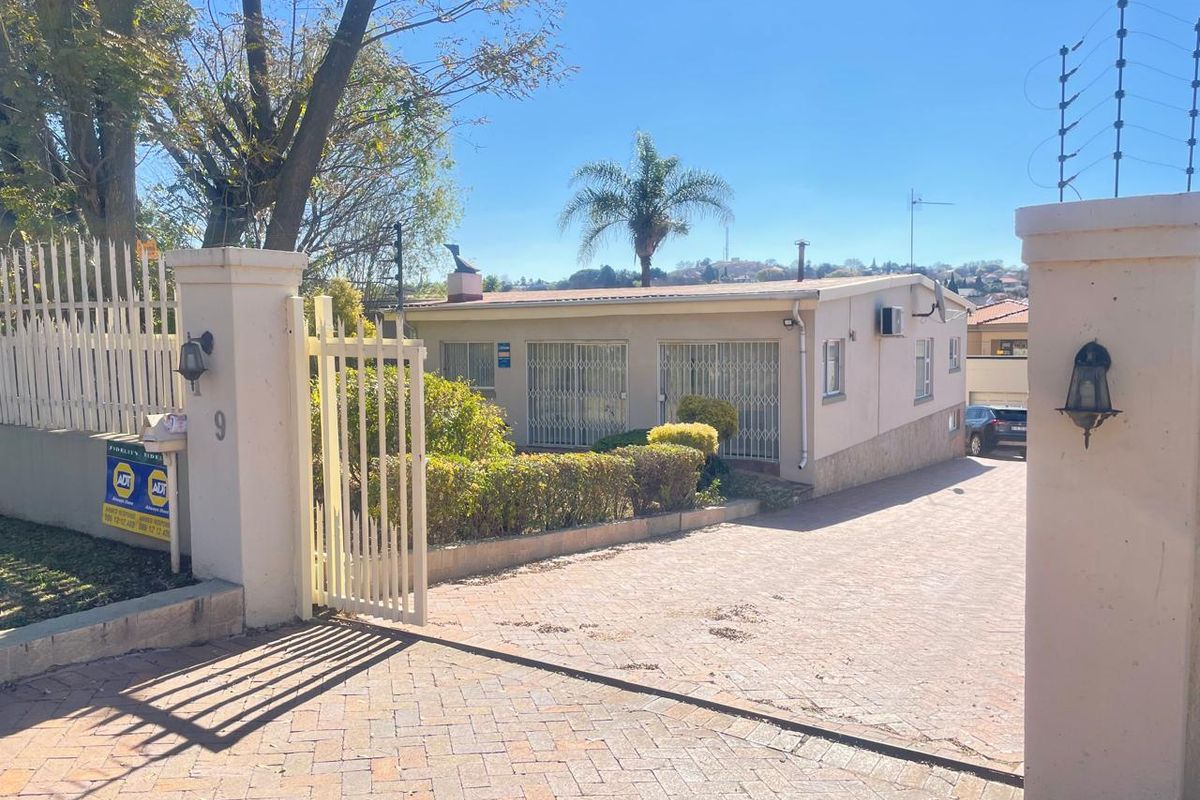 PERFECT HOME FOR A PERFECT FAMILY!!!! - Photo 3