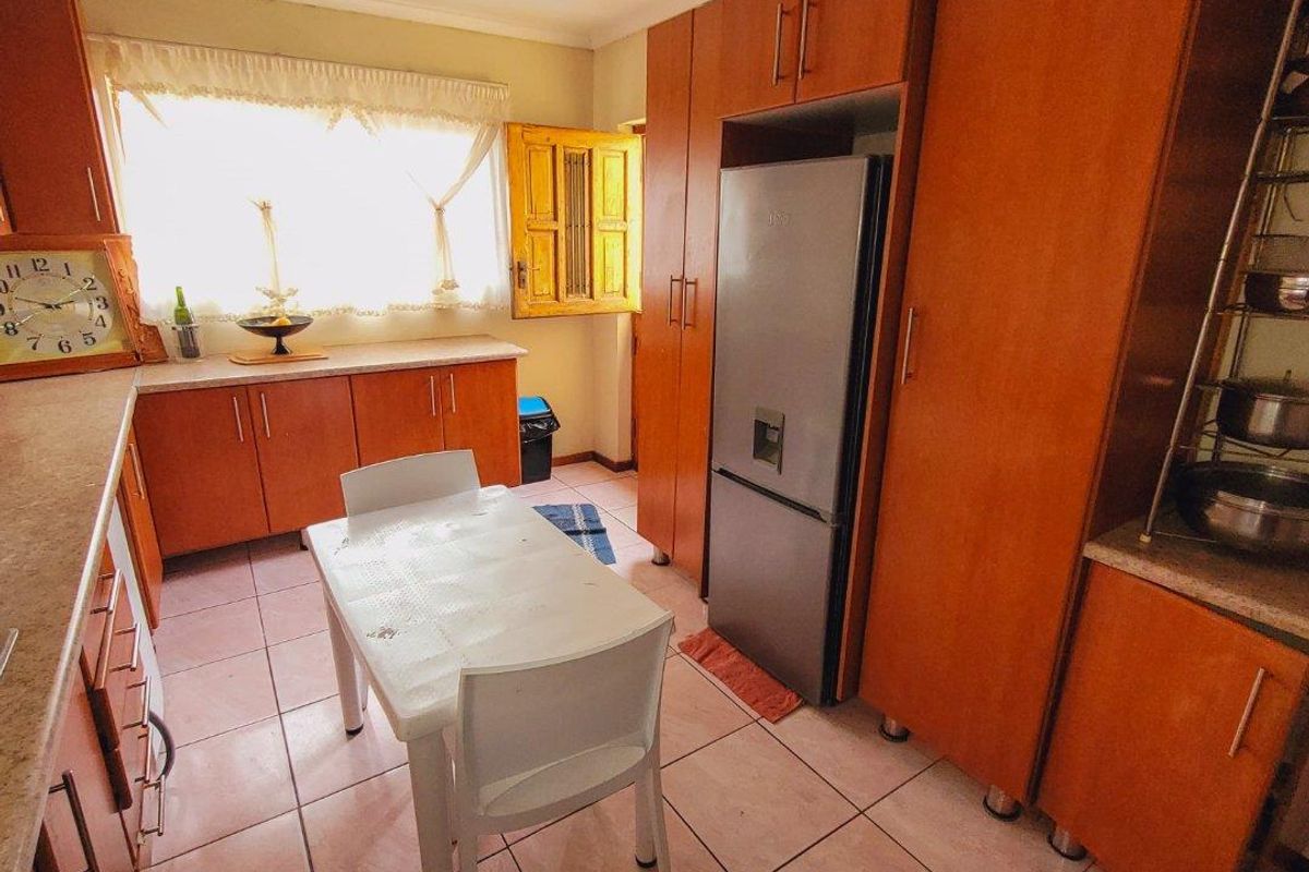 Desirable Features & Versatile Layout - Make it Yours Today - Photo 4