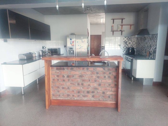 Property #2486831, House Rental Monthly in Palm Lakes Estates