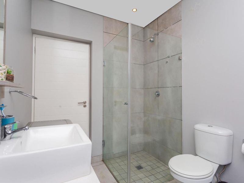 Ideal Apartment in Lifestyle Estate - Photo 3