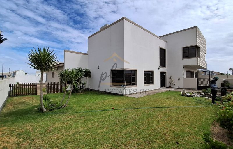 Stunning Double-Storey Family Home in Extension 15, Swakopmund