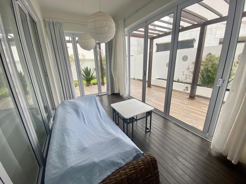 FOR SALE - SPACIOUS 3 BEDROOM TOWNHOUSE IN VOGELSTRAND , SWAKOPMUND, NAMIBIA - Photo 8