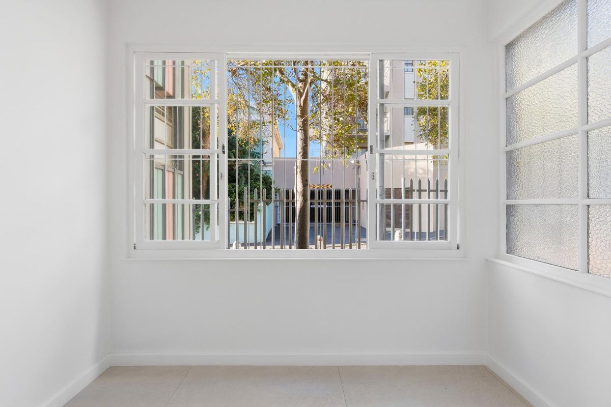 Renovated Lock Up and Go - Photo 4