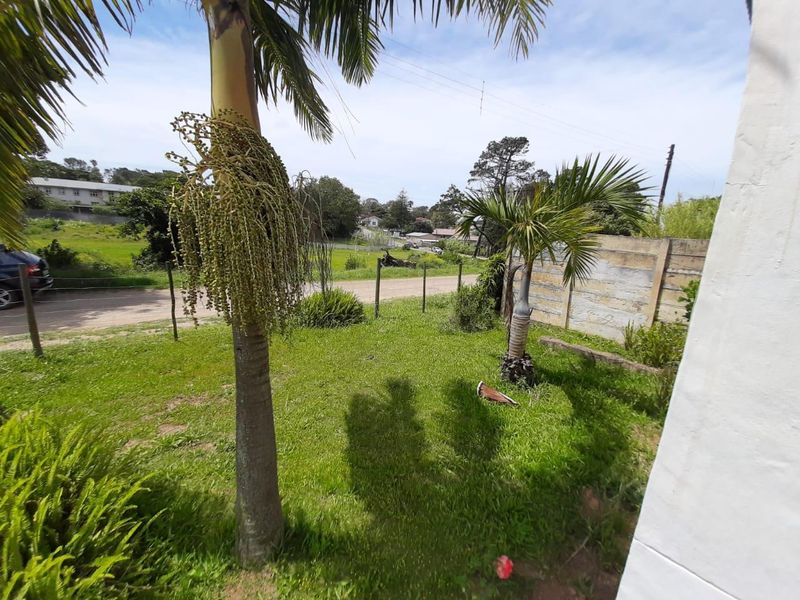 LOTS OF POTENTIAL - Photo 4