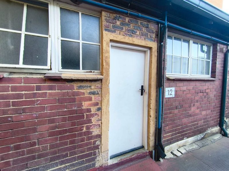 1 Bedroom Airbnb Apartment for Sale in Maboneng - Photo 2
