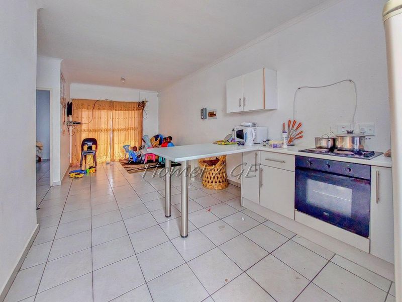 Kuisebmond Walvis Bay: 2 Bedr Apartment in Fox Village is for sale - Photo 2