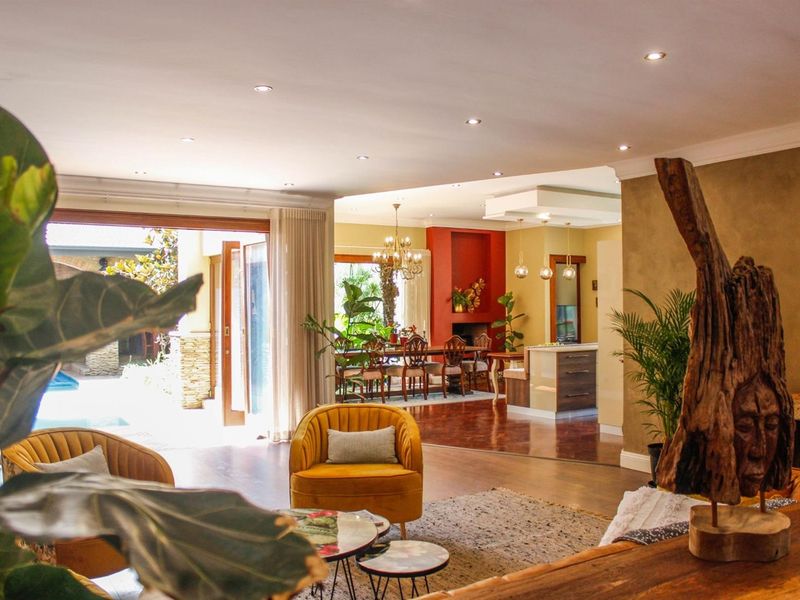 Where Every Day Feels Like a Luxury Retreat - Photo 7