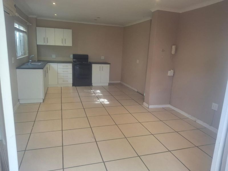 WESTVILLE - CLOSE TO SCHOOLS - Photo 4
