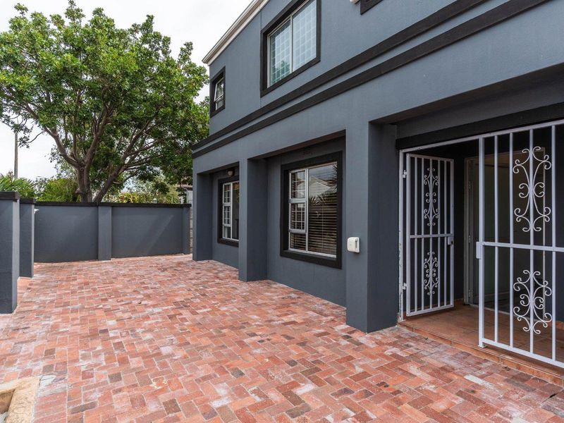 Occasionally It Happens - The Perfect Home - Photo 3