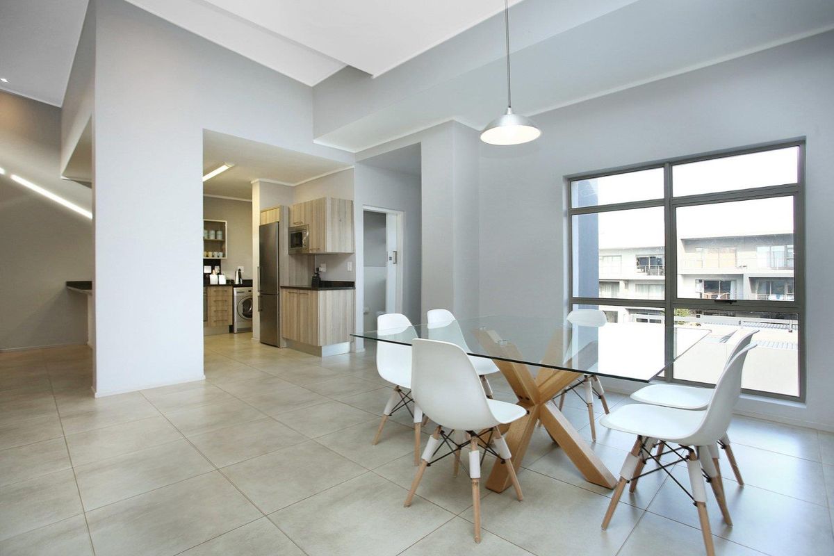 3 BED 2.5 BATH FULLY FURNISHED TOWNHOUSE OAKLANDS - Photo 4