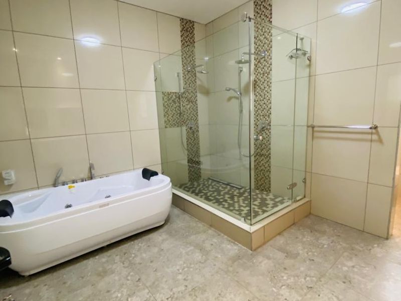 Fully furnished | Luxury Home| LUDWIGSDORF - Photo 8