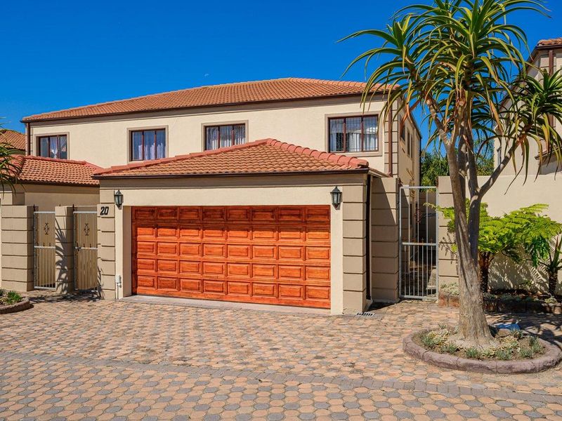 Stunning 4-bedroom home with high quality finishes for Sale! - Photo 7