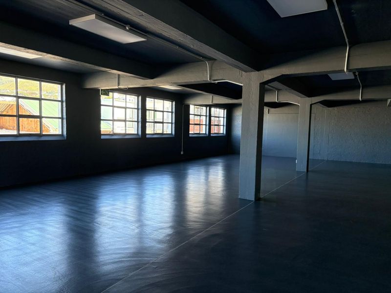 500m2 first floor space ideal for fitness to let in Gardens - Photo 3