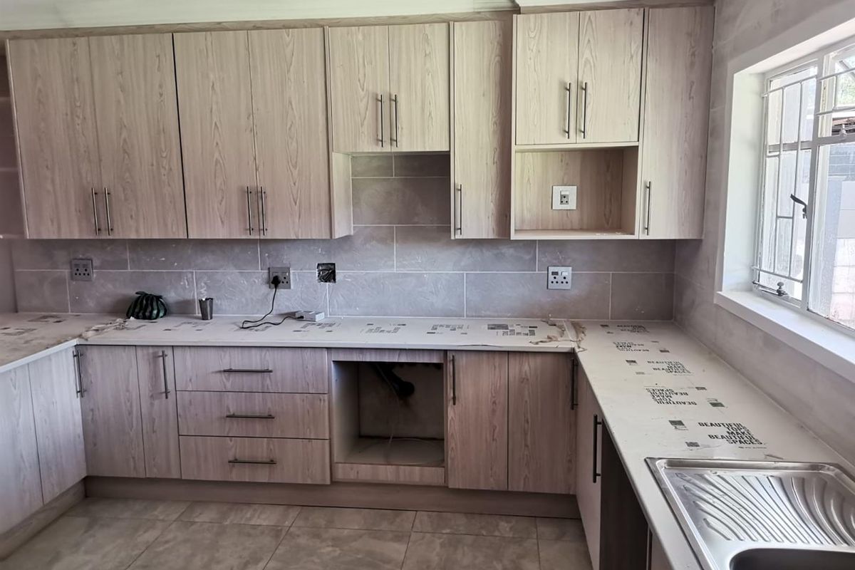3 Bedroom House For Sale in Vanderbijlpark CW1 - Photo 4