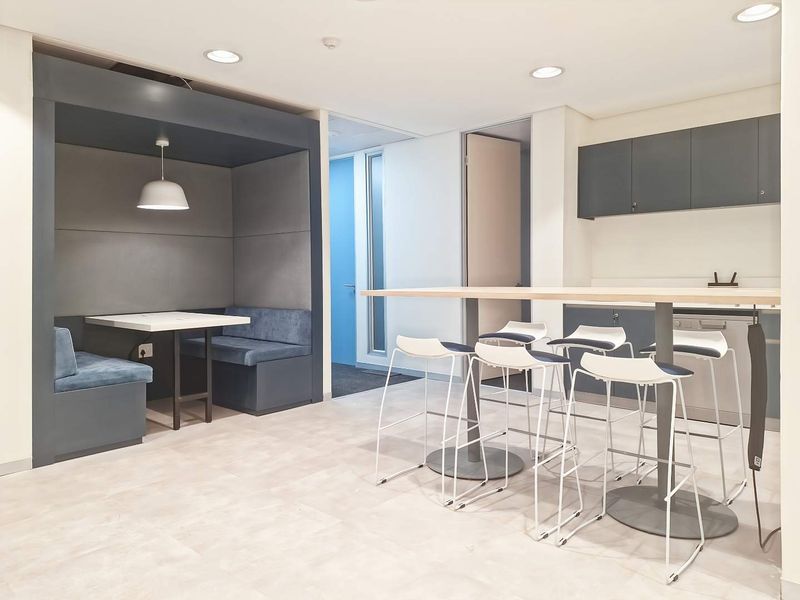 Workspaces, services and support to help you work better in HQ Killarney Mall - Photo 6