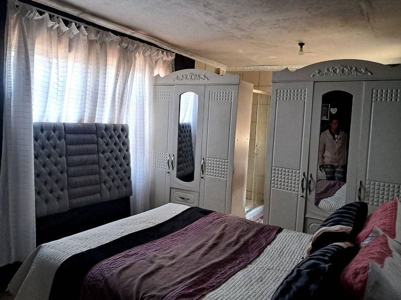 2 Bedroom House For Sale in Ga-Rankuwa Unit 16 - Photo 9