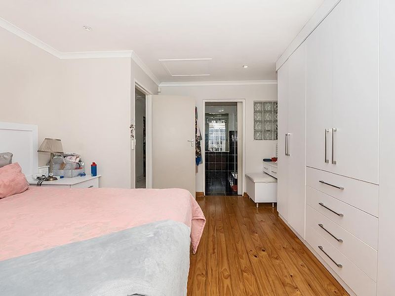 Wonderful Wetton - Photo 10