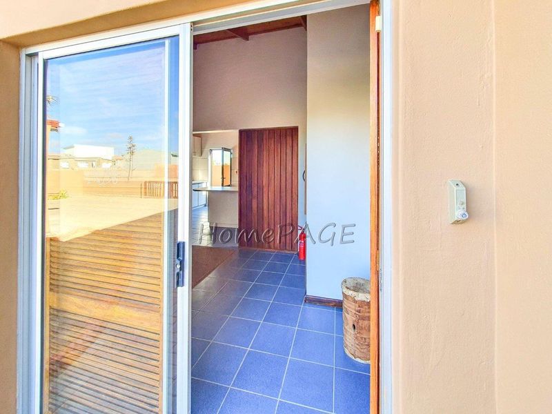 Ext 6, Henties Bay:  Quaint 2 Bedr Home is for sale - Photo 5