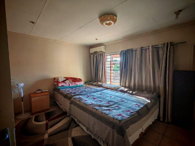 Hassle Free Home For Sale - Photo 8