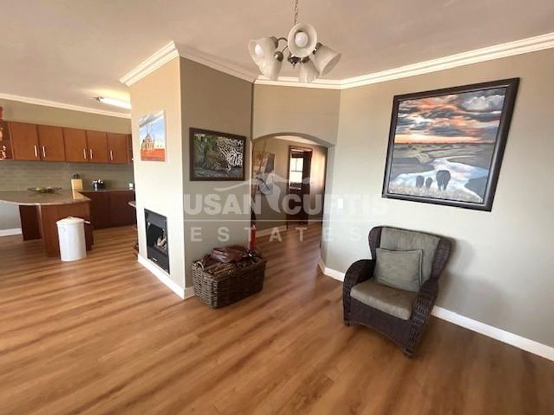 Seafront Penthouse - Photo 8