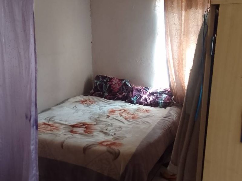 Fixer upper in the lucrative Balmoral Estate (De Deur - fall under Midvaal Municipality) - Photo 9