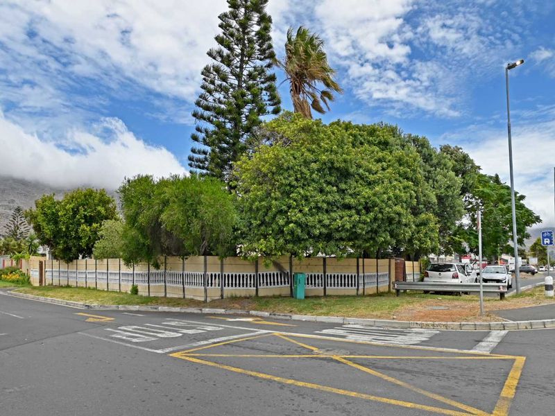 Prime Corner Property with Exceptional Commercial Potential - Photo 5