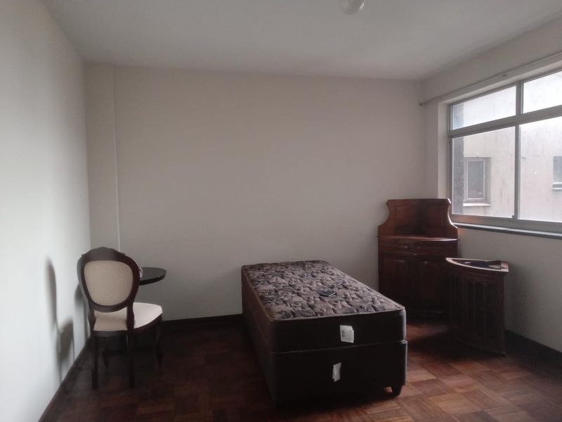 Charming 2-Bedroom Apartment with Modern Features - Photo 7