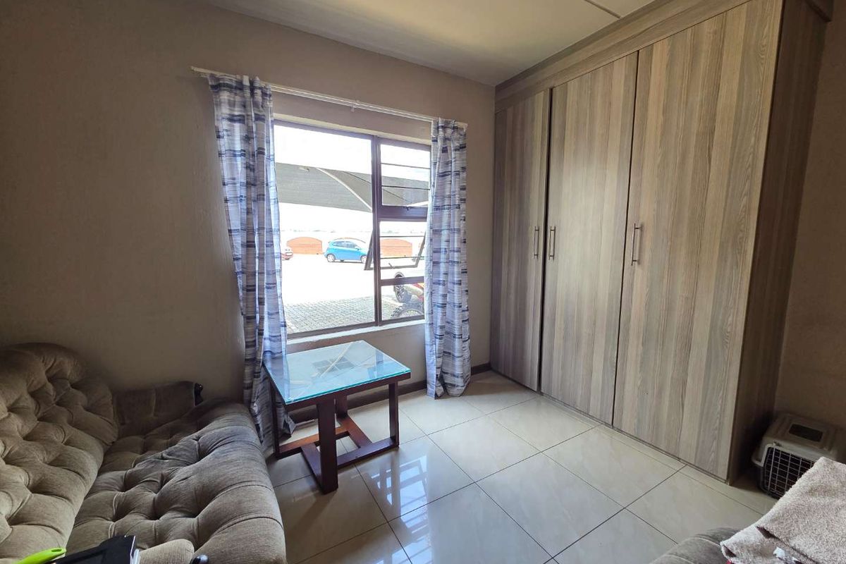 "Hassle-Free Investment with Existing Tenant Income" - Photo 5