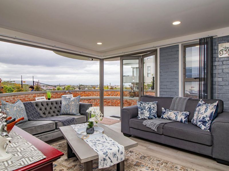 Energy-efficient apartment in prime garden route location - Photo 8