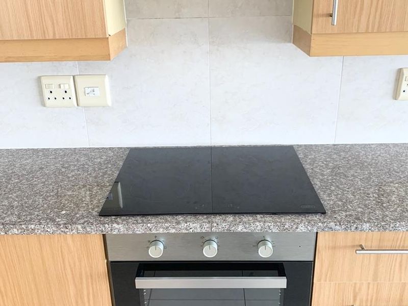 Unfurnished Executive Apartment - Photo 4