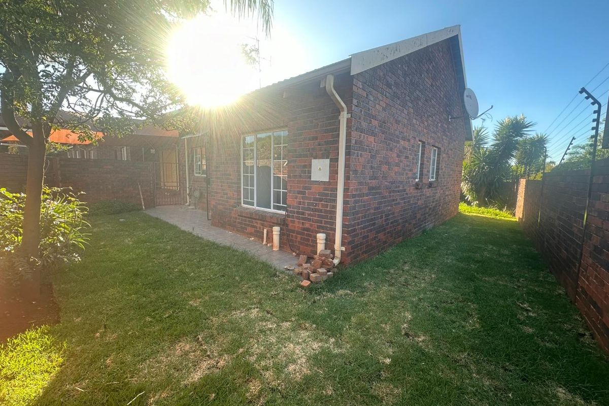 The Perfect First Home or Investment Opportunity - Photo 3